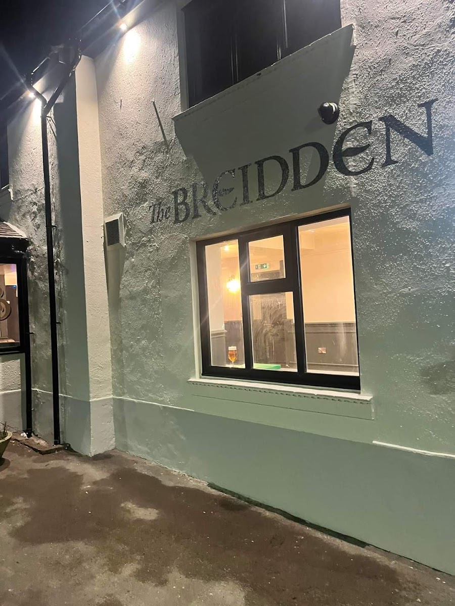 HOGS INN The Breidden